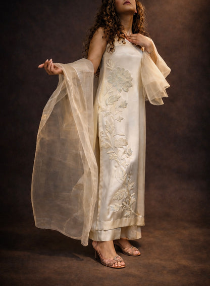 Meira ~ image 0